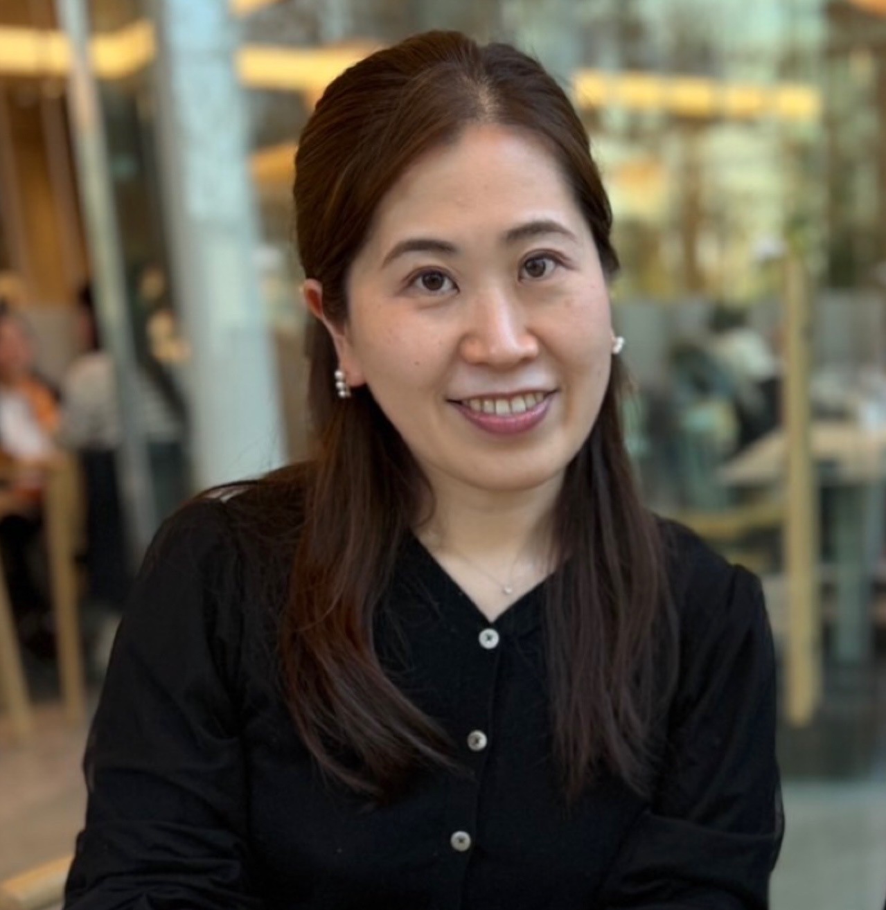 井添 優子